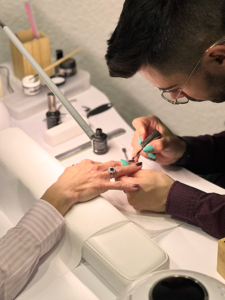 Vernis semi permanent - La beauté par Loic - Annecy